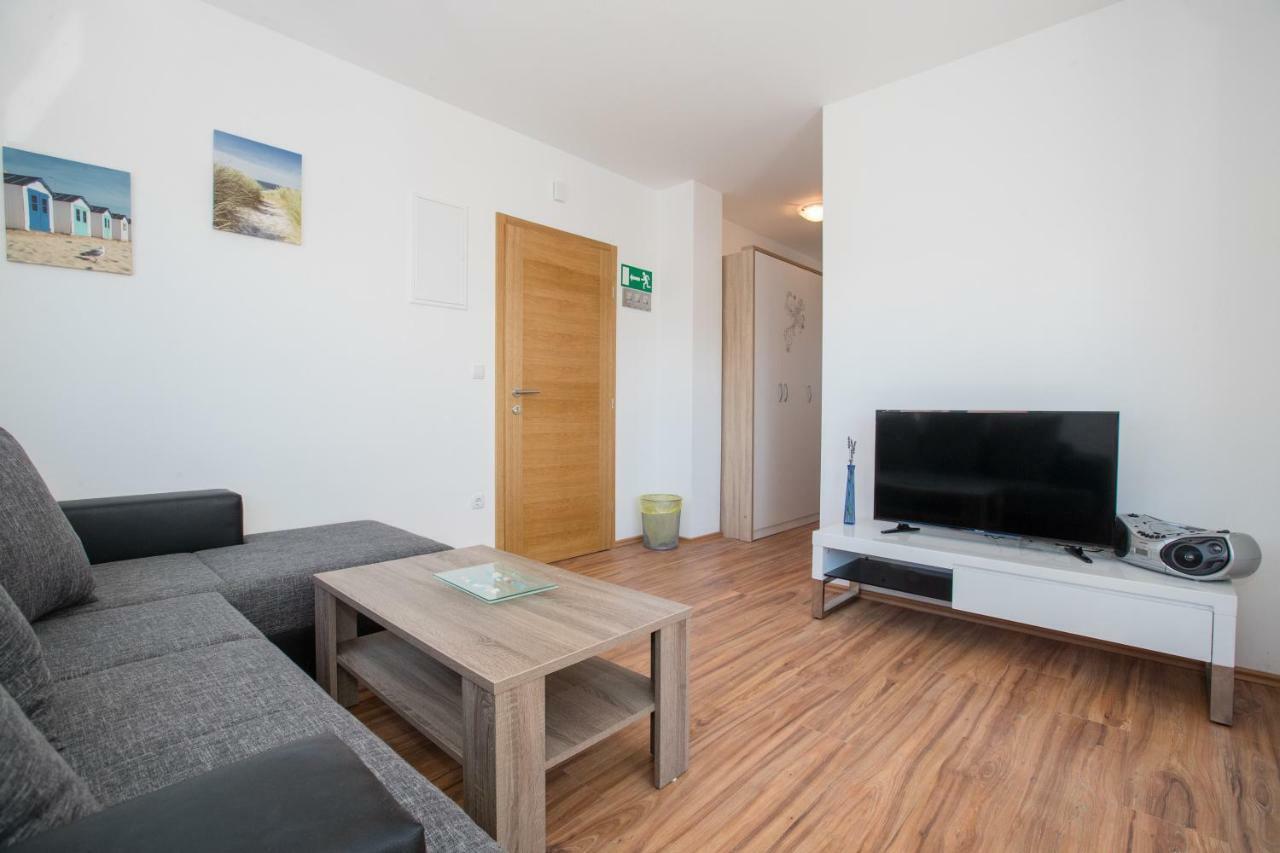 Apartments Petrusic Супетарска-Драга Экстерьер фото